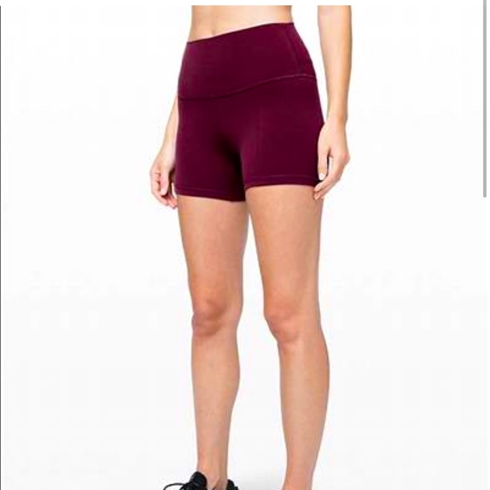 Lululemon Align 4in shorts